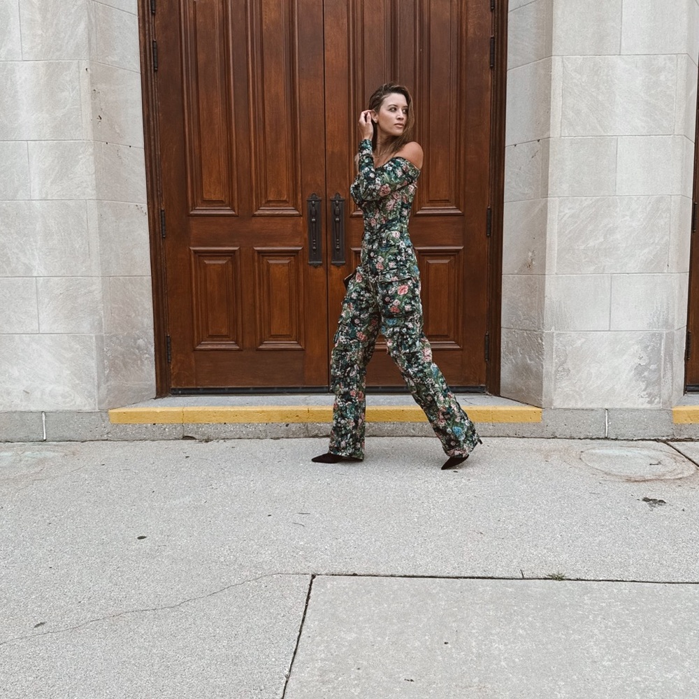 Shop Akira Coolest in the room Tapestry Jumpsuit - Picture 4 of 12